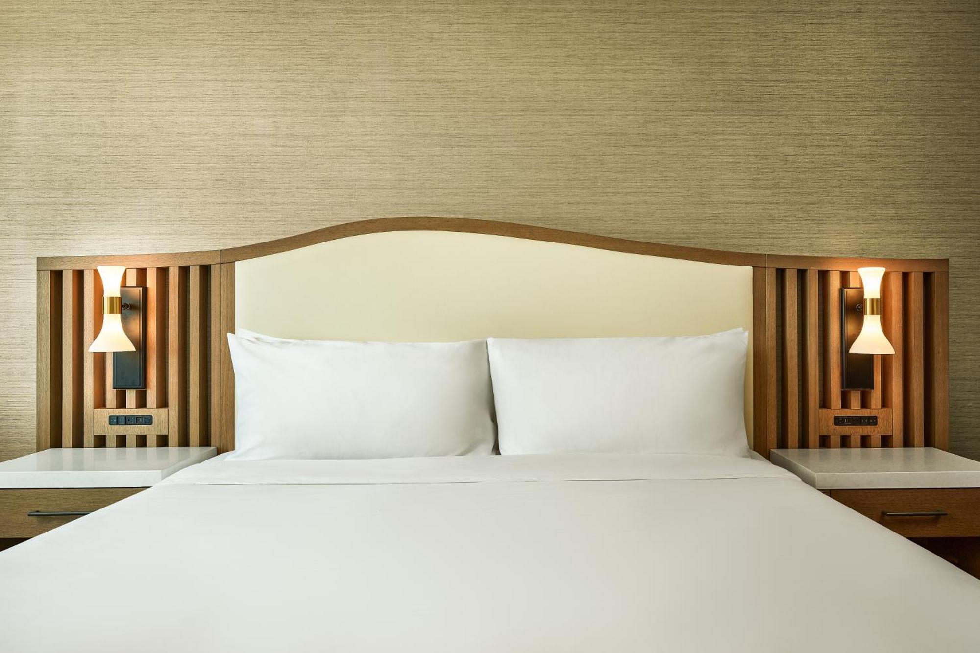 Lively Hotel On Oak Oklahoma City, Tapestry By Hilton Dış mekan fotoğraf