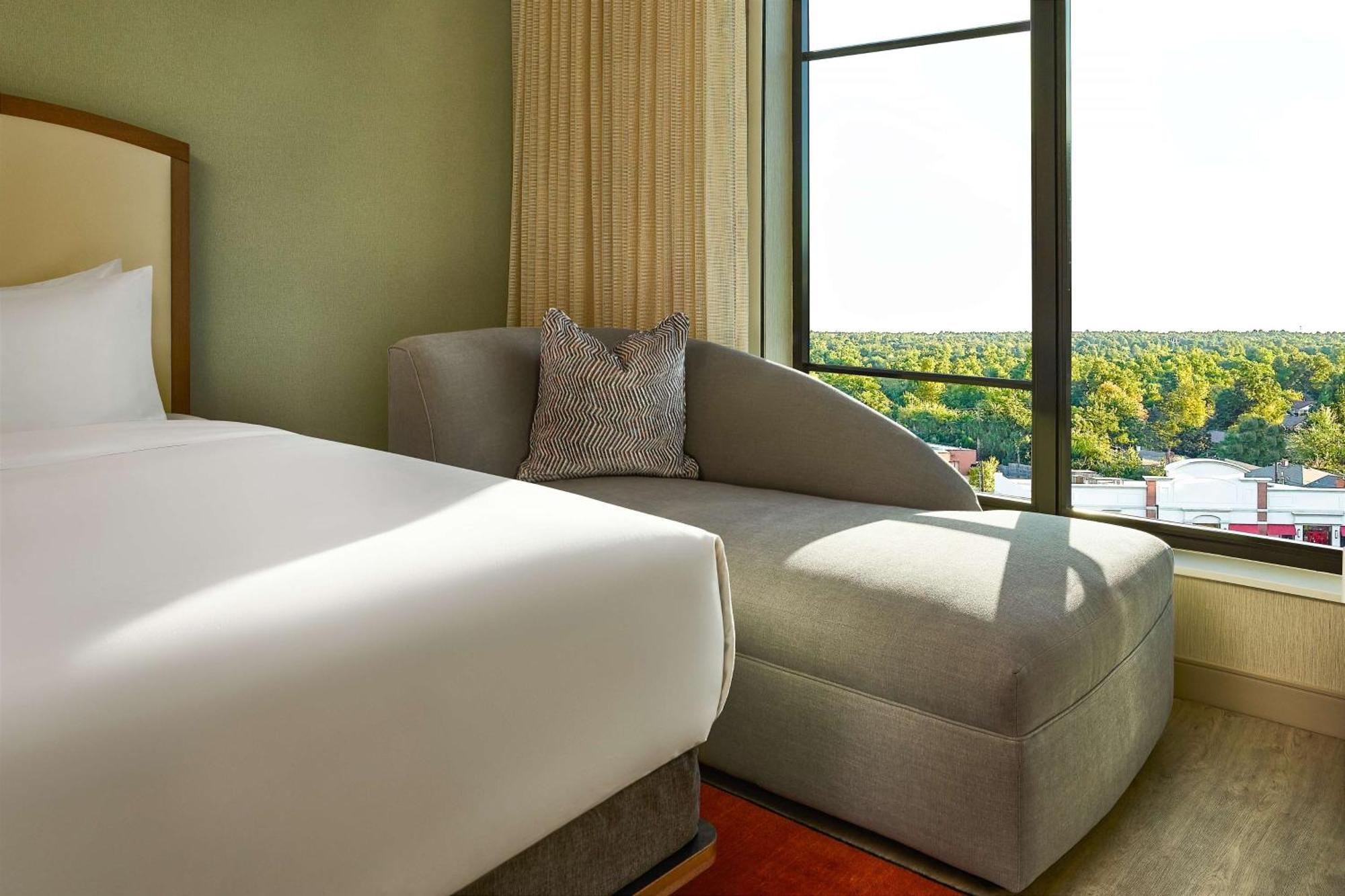 Lively Hotel On Oak Oklahoma City, Tapestry By Hilton Dış mekan fotoğraf